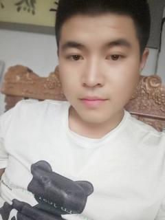 小峰 个人资料,探寻青春梦想的逐梦者