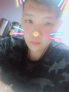 女主播私聊富豪